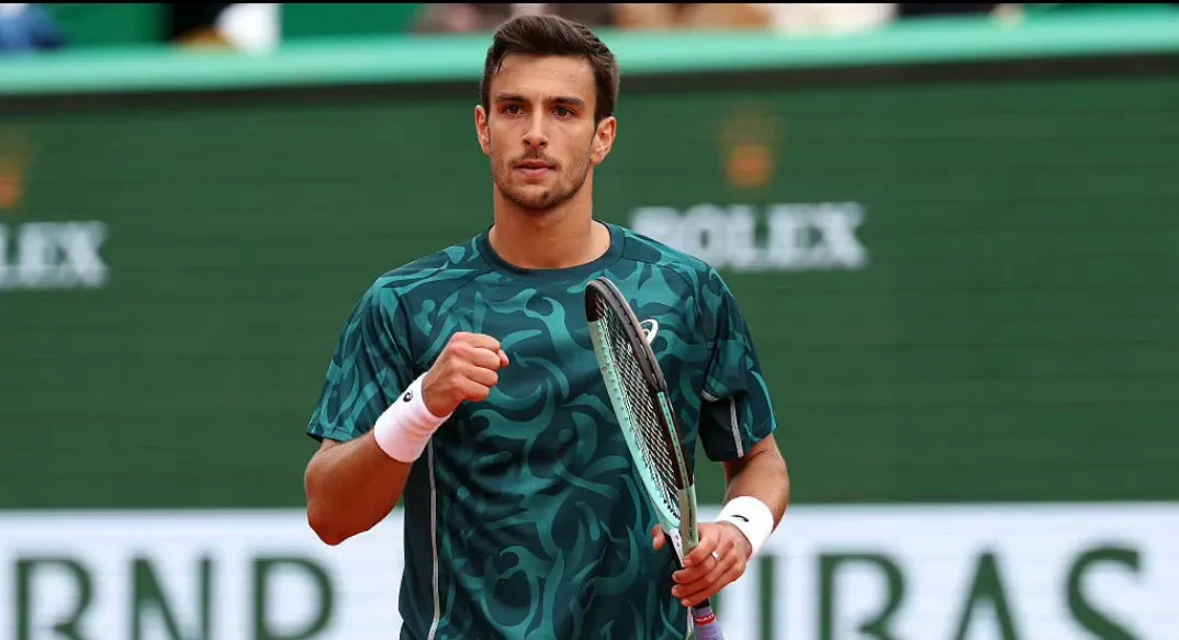 爱游戏大厅-ATP总决赛险胜蒙特卡洛大师赛，蒂姆关键制胜