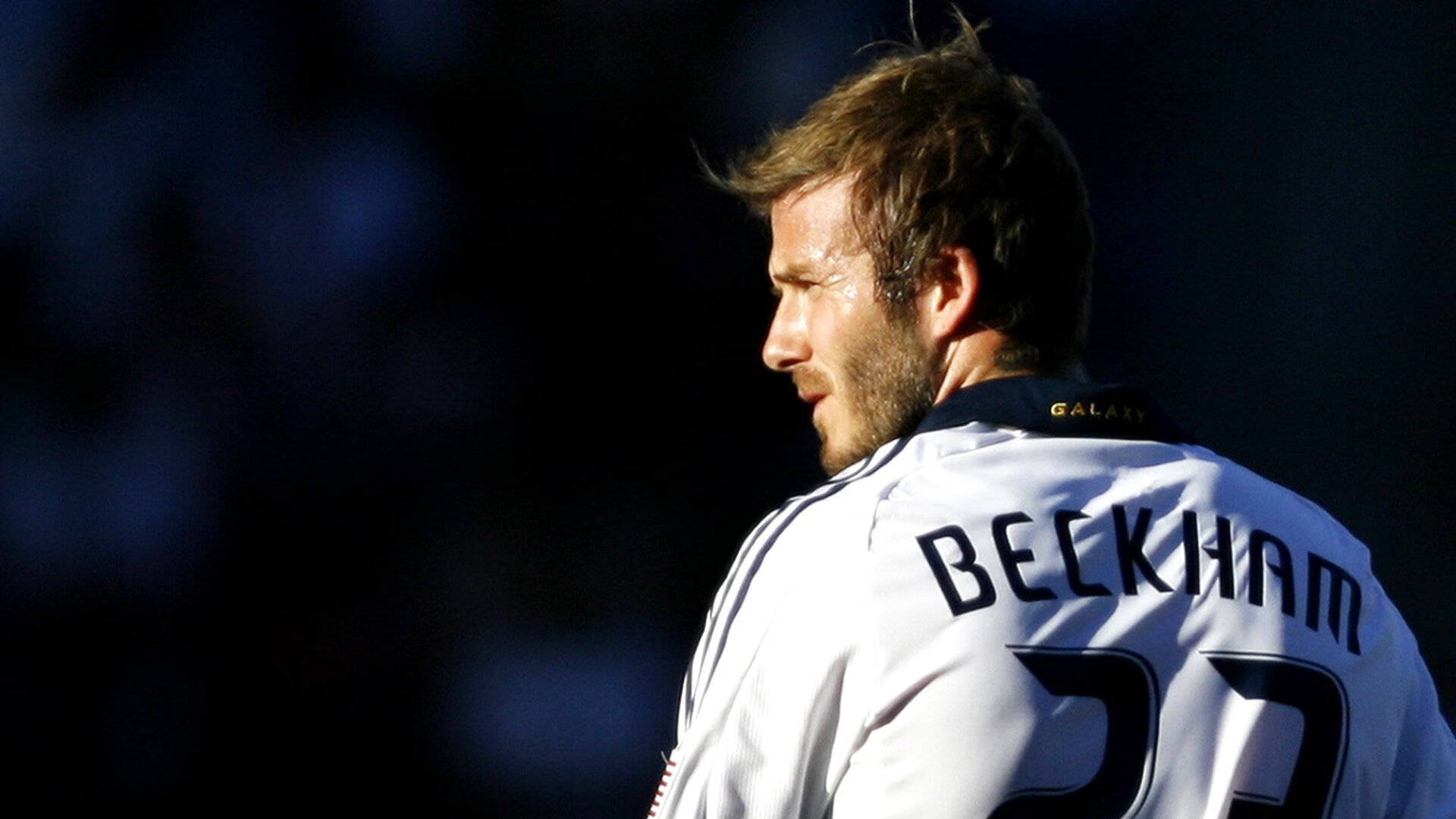 爱游戏在线-格列兹曼的救赎之夜，比利亚雷亚尔如何用黄色潜水艇战术粉碎荷兰足球神话